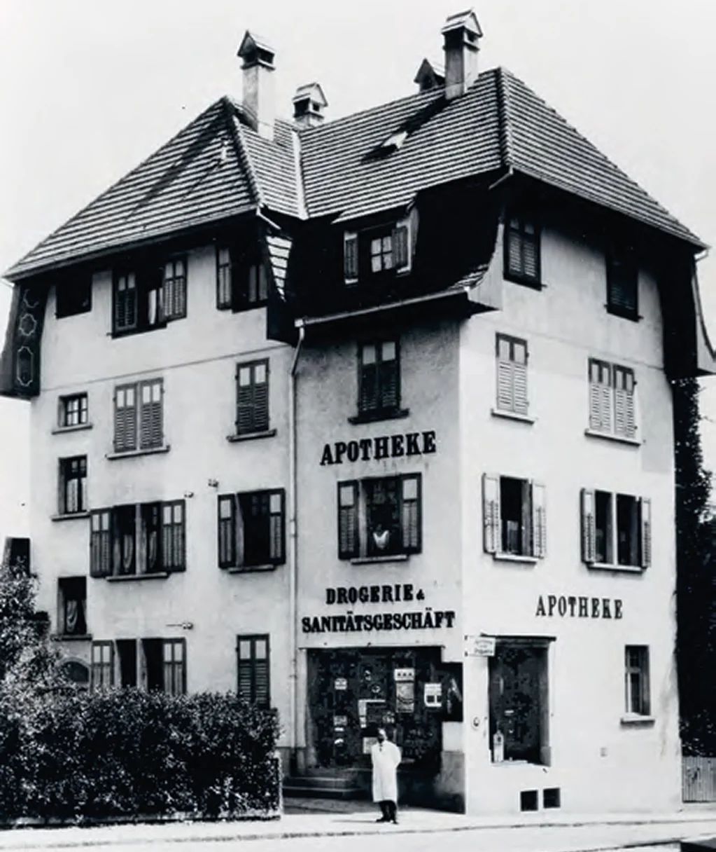 Das Haus Merkur, in dem die Apotheke 1919 eröffnet wurde